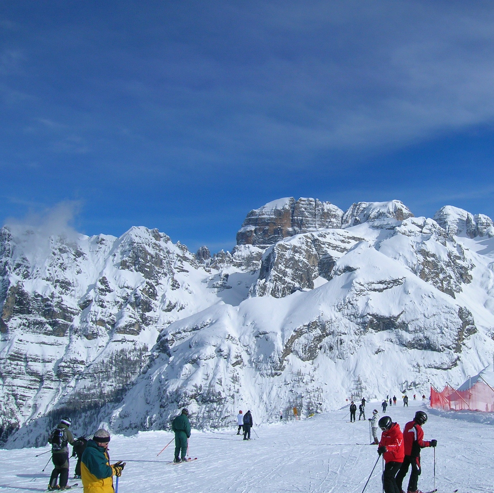 Brenta / Madonna di Campiglio route-area panorama