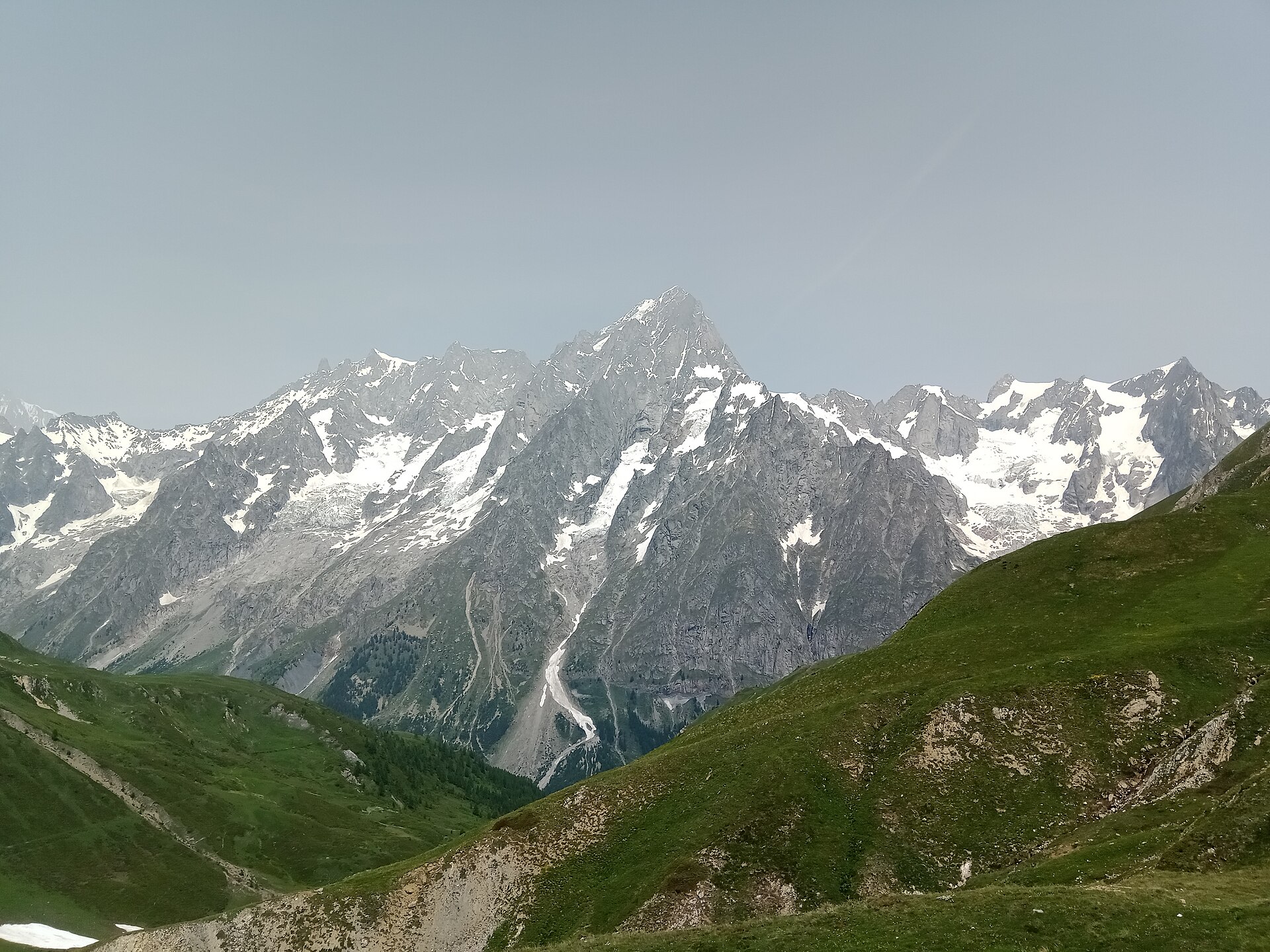 Grandes Jorasses seen from Col Entre-deux-Sauts