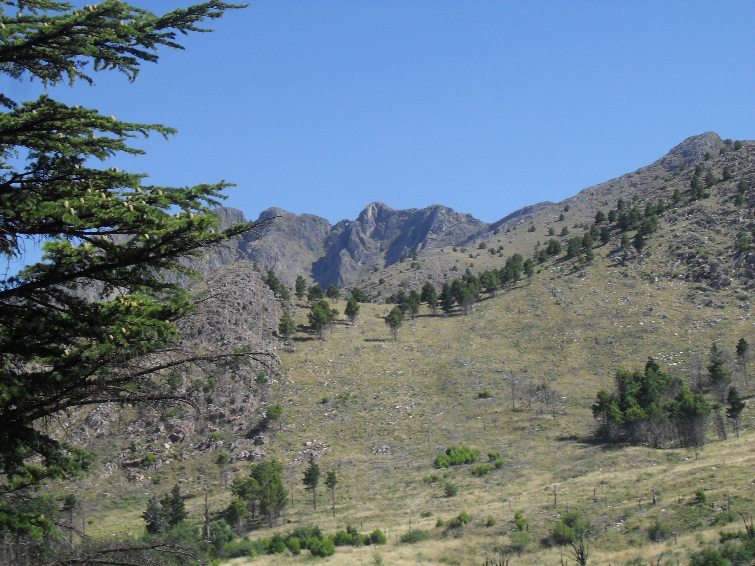 Argentina — Sierra de la Ventana / Ventania: Essential Day-Hikes