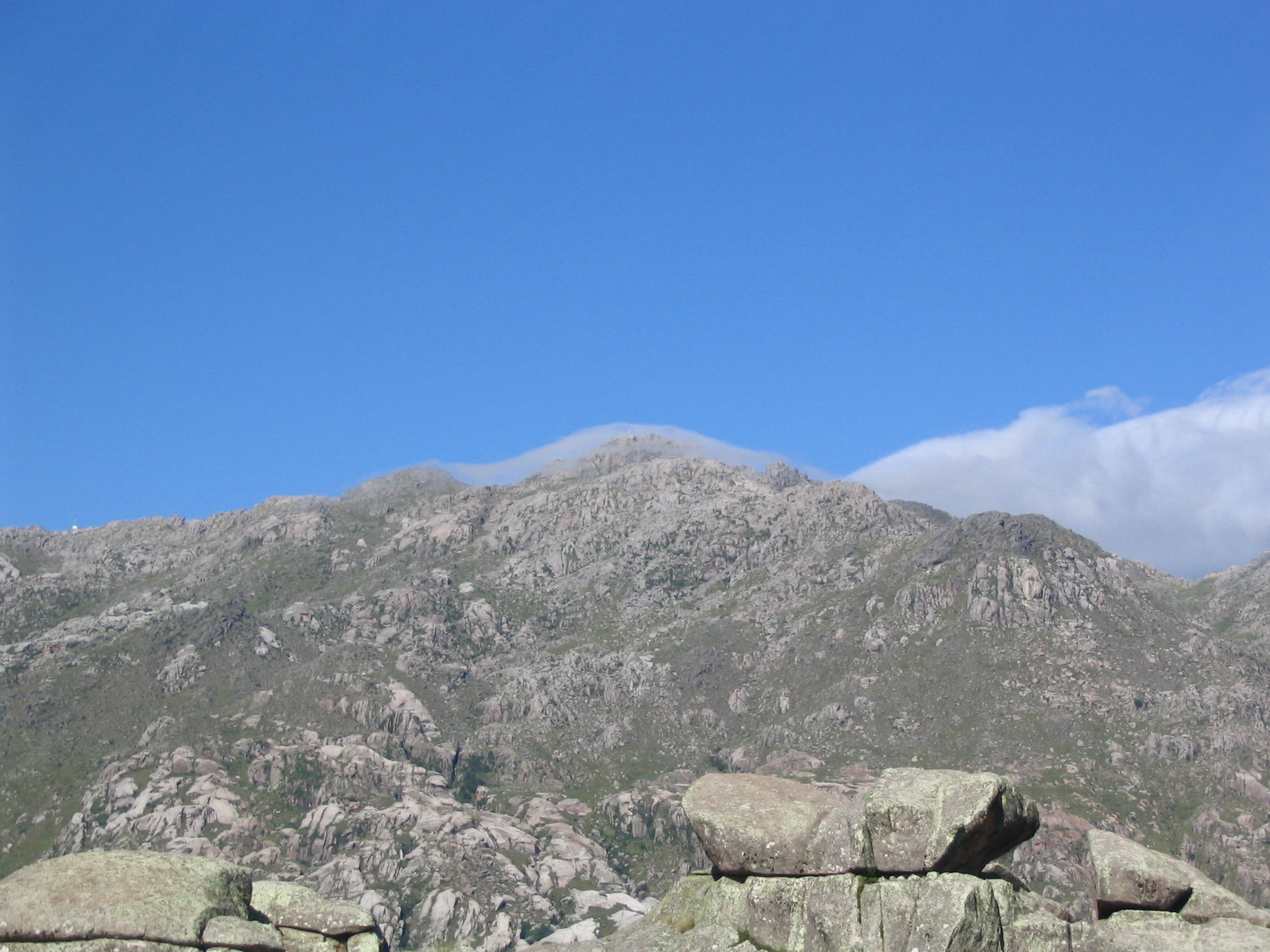 Argentina — Comechingones & San Luis: Essential Day-Hikes