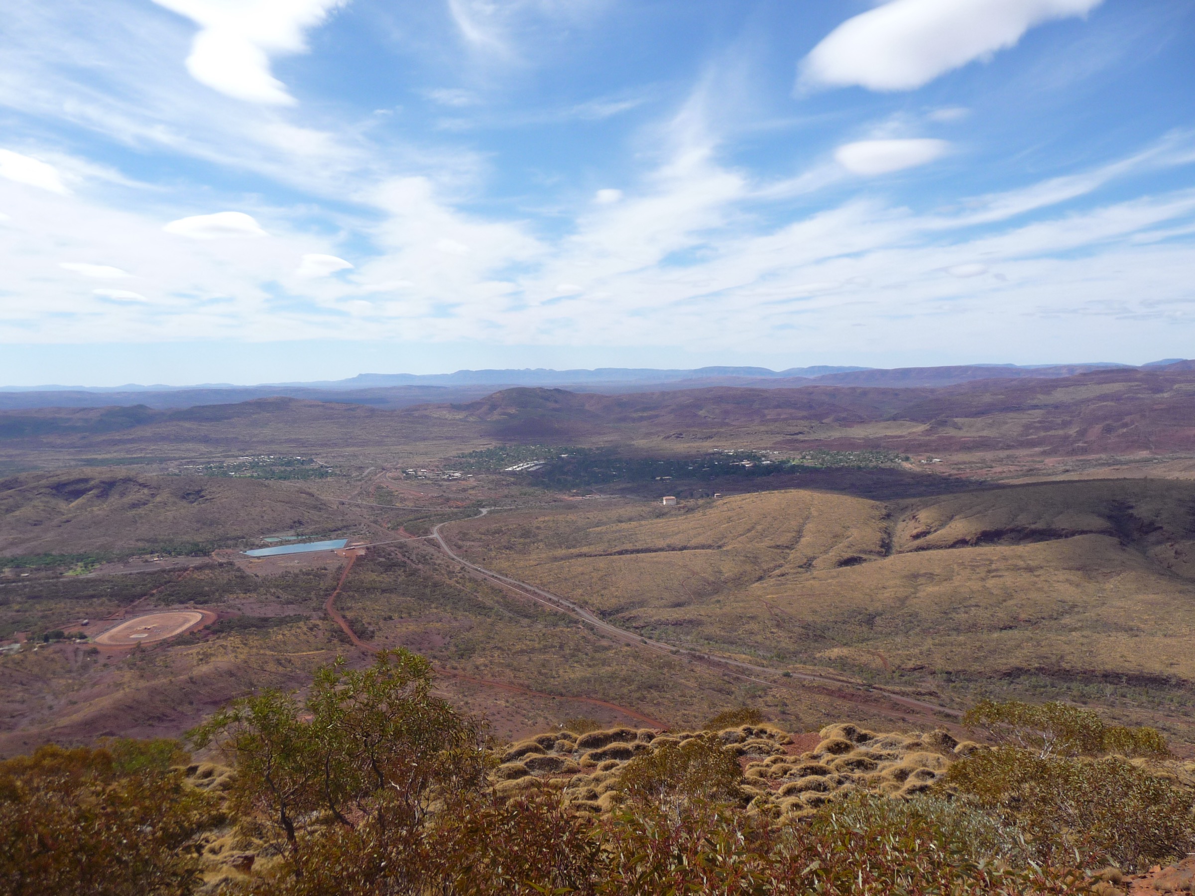 Vue depuis le sommet du Mount Nameless sur Tom Price