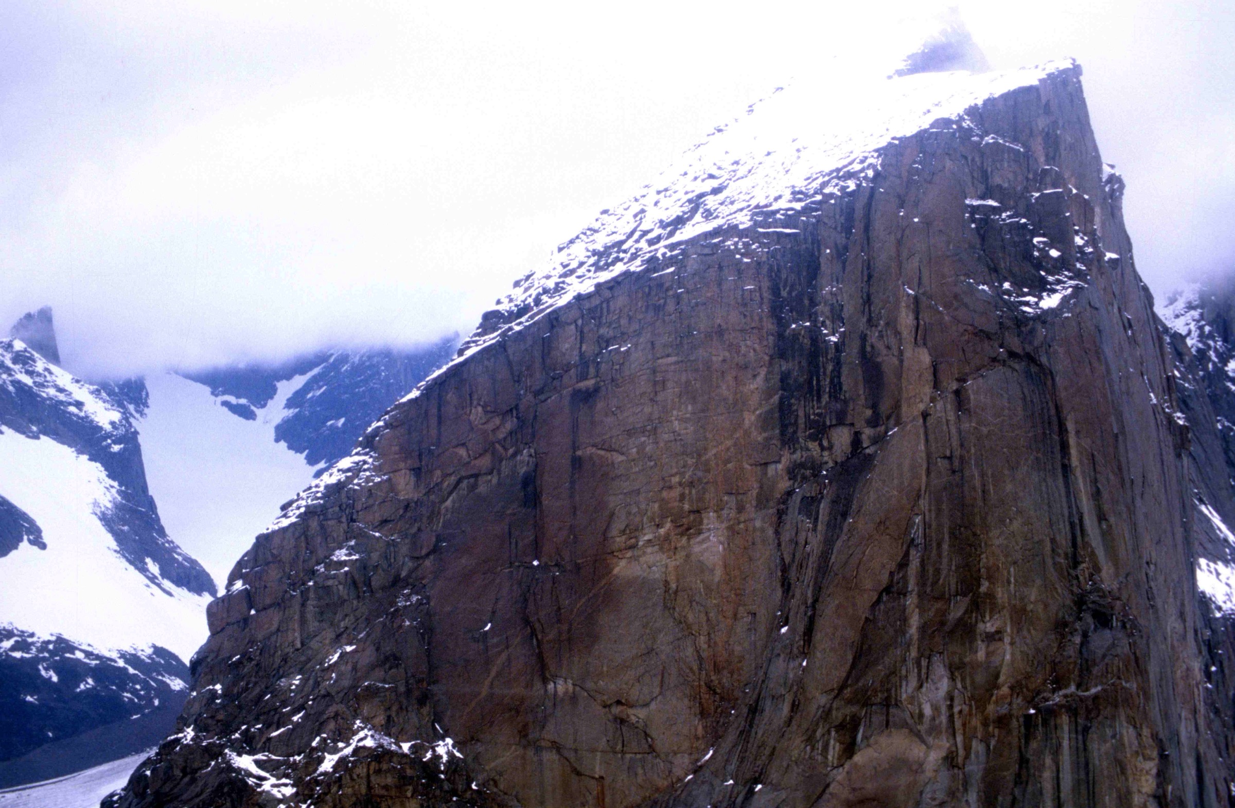 Canada — Baffin Island Mountains: Auyuittuq and Akshayuk Pass