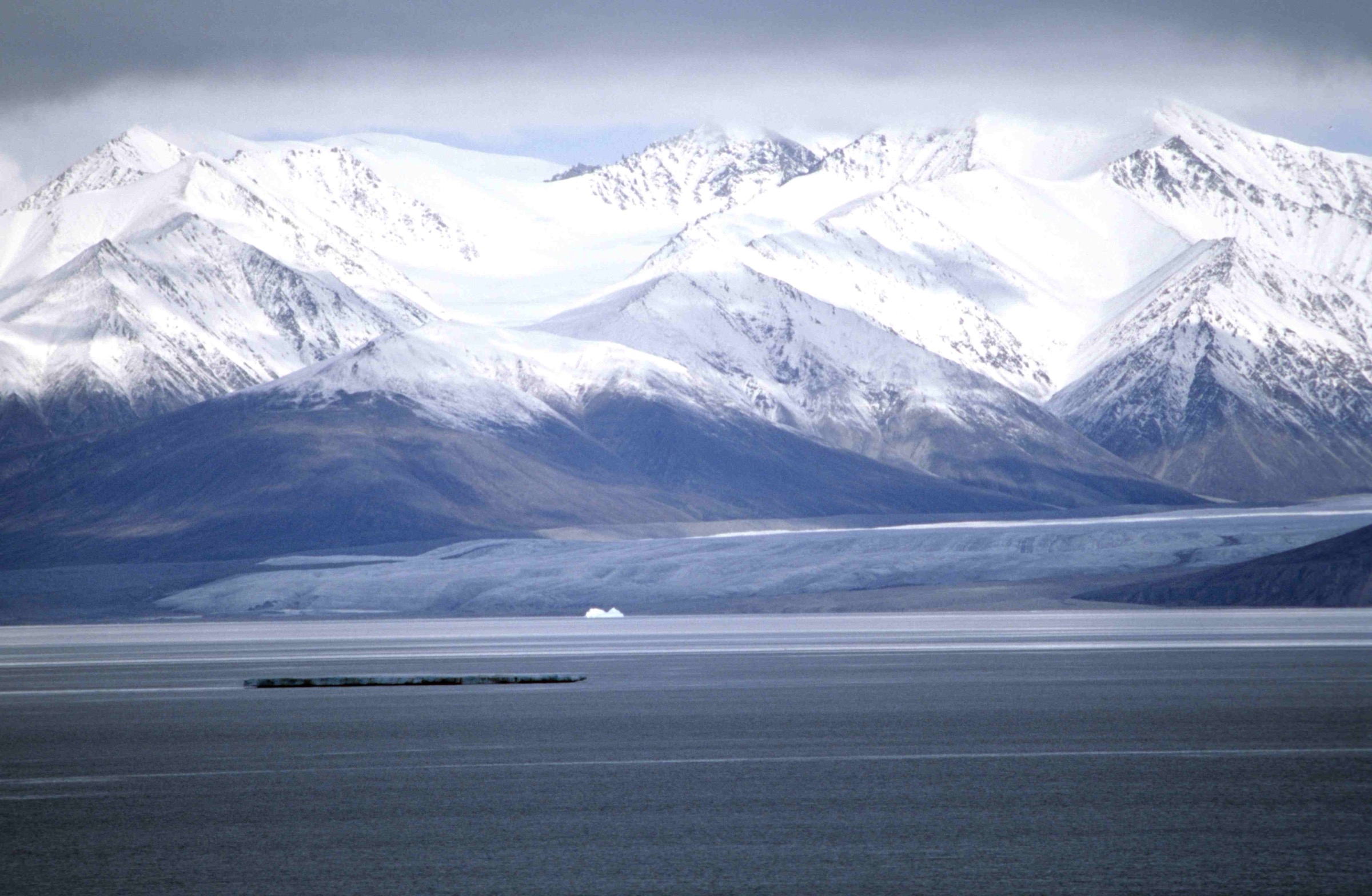 Glacier Sirmilik, île Bylot, un émissaire de la calotte glaciaire des Byam Martin