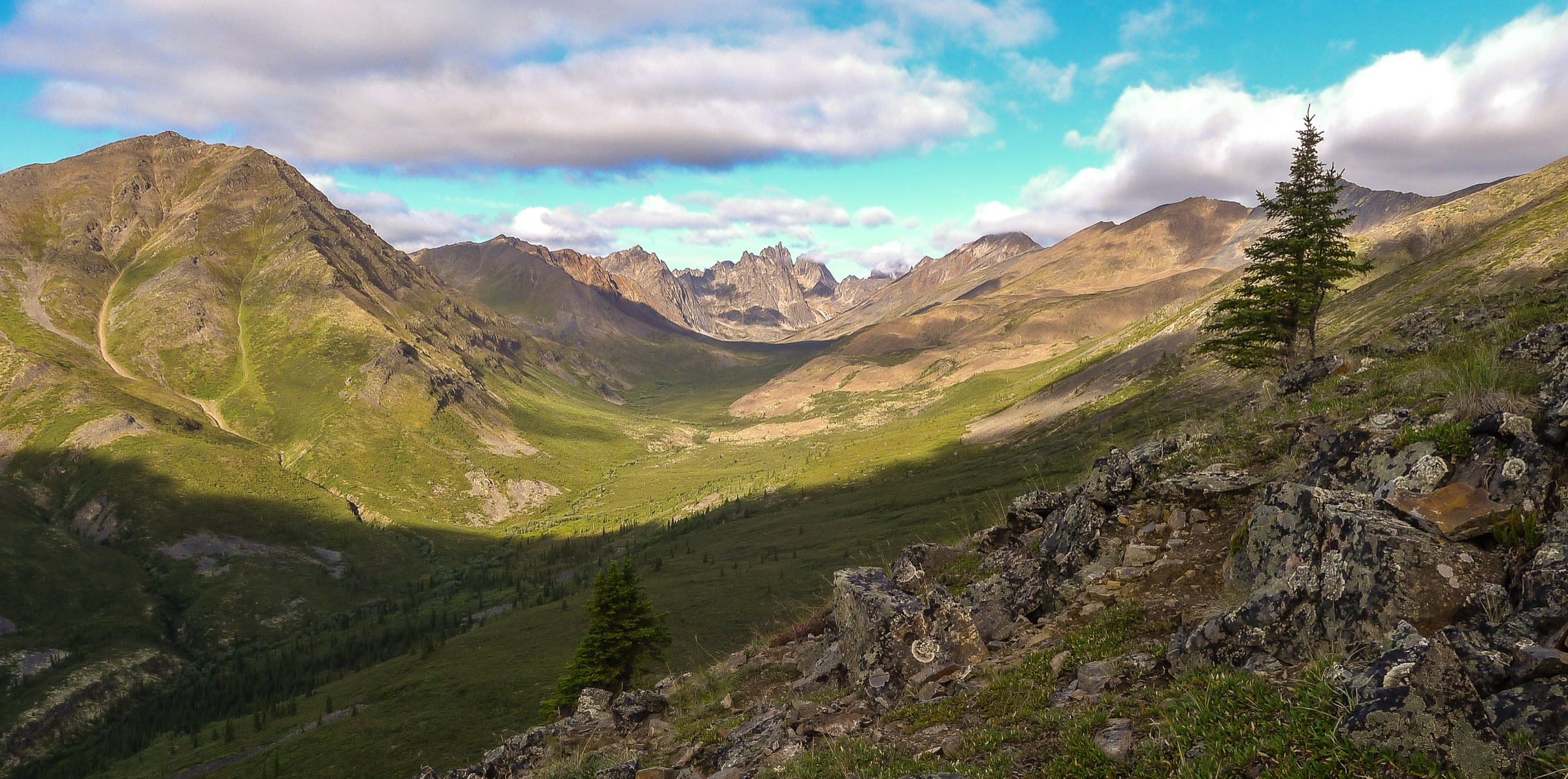 Wide panorama along the Grizzly Lake trail in Tombstone Territorial Park