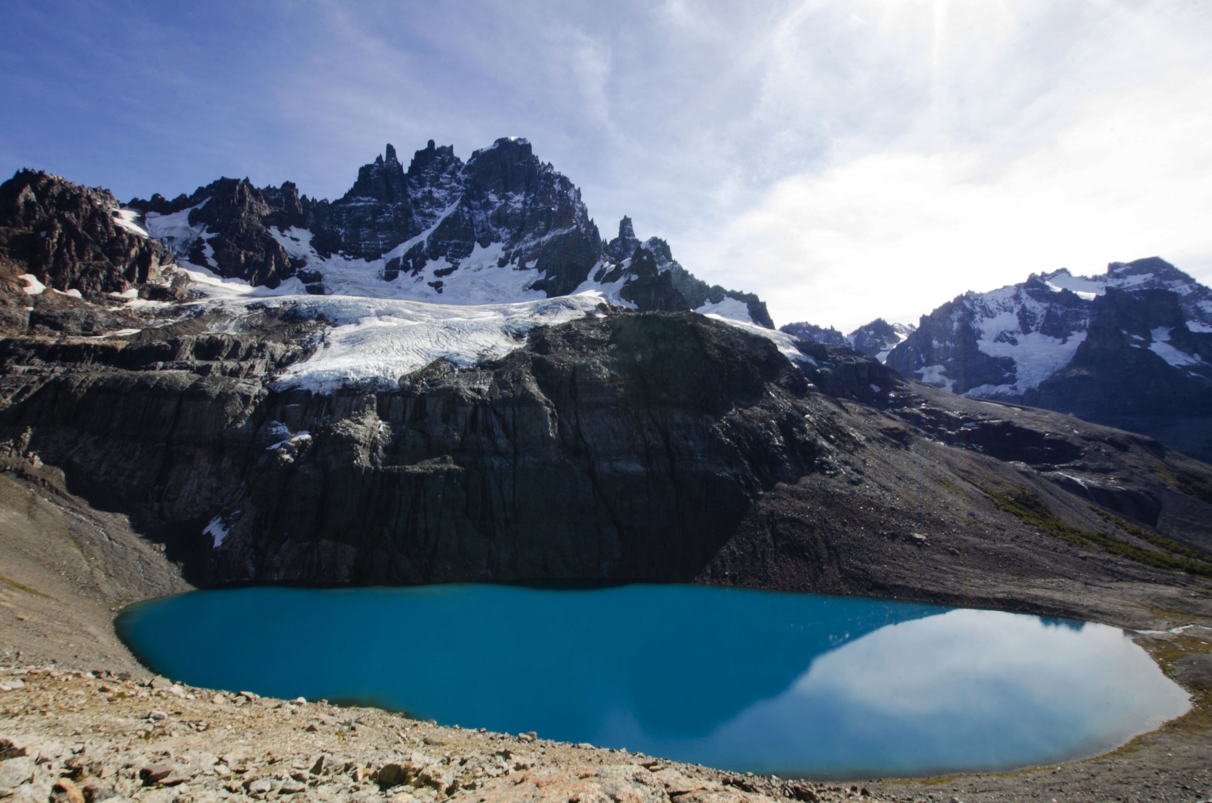 Laguna Cerro Castillo au pied du massif du Cerro Castillo