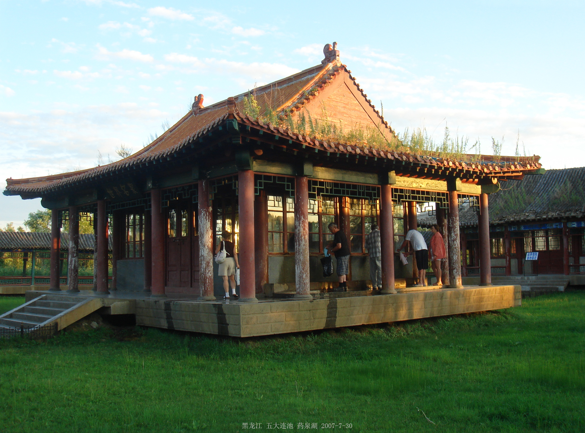 Free mineral-water collection at the Beiyinquan (North Drinking Spring) pavilion