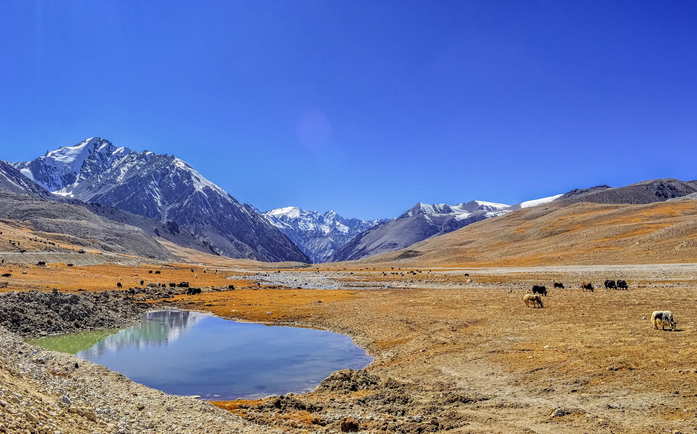 Chine — Col du Khunjerab et frontière de la Karakoram Highway