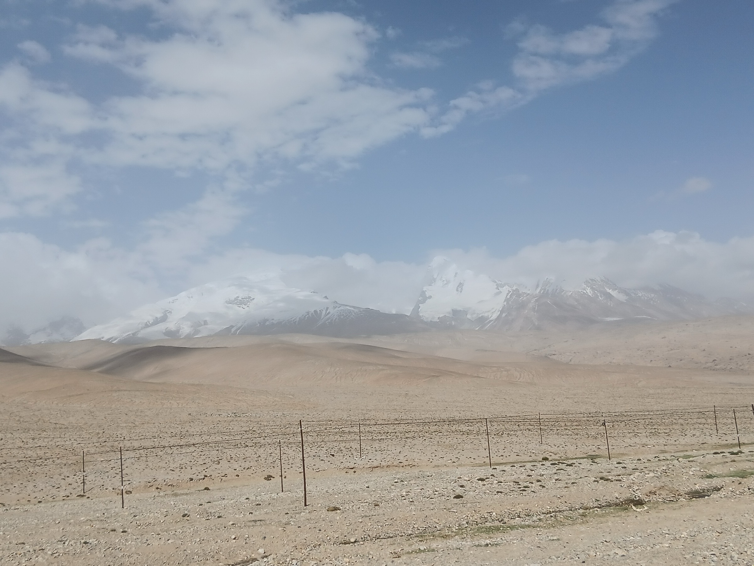 Chine — Pamir / Karakoram : lac Karakul et Muztagh Ata