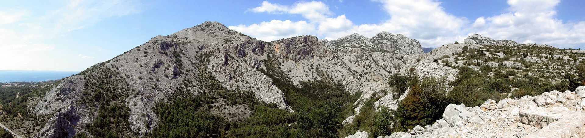 Alpes dinariques — Dinarides slovènes et croates : Karst, Velebit et Paklenica