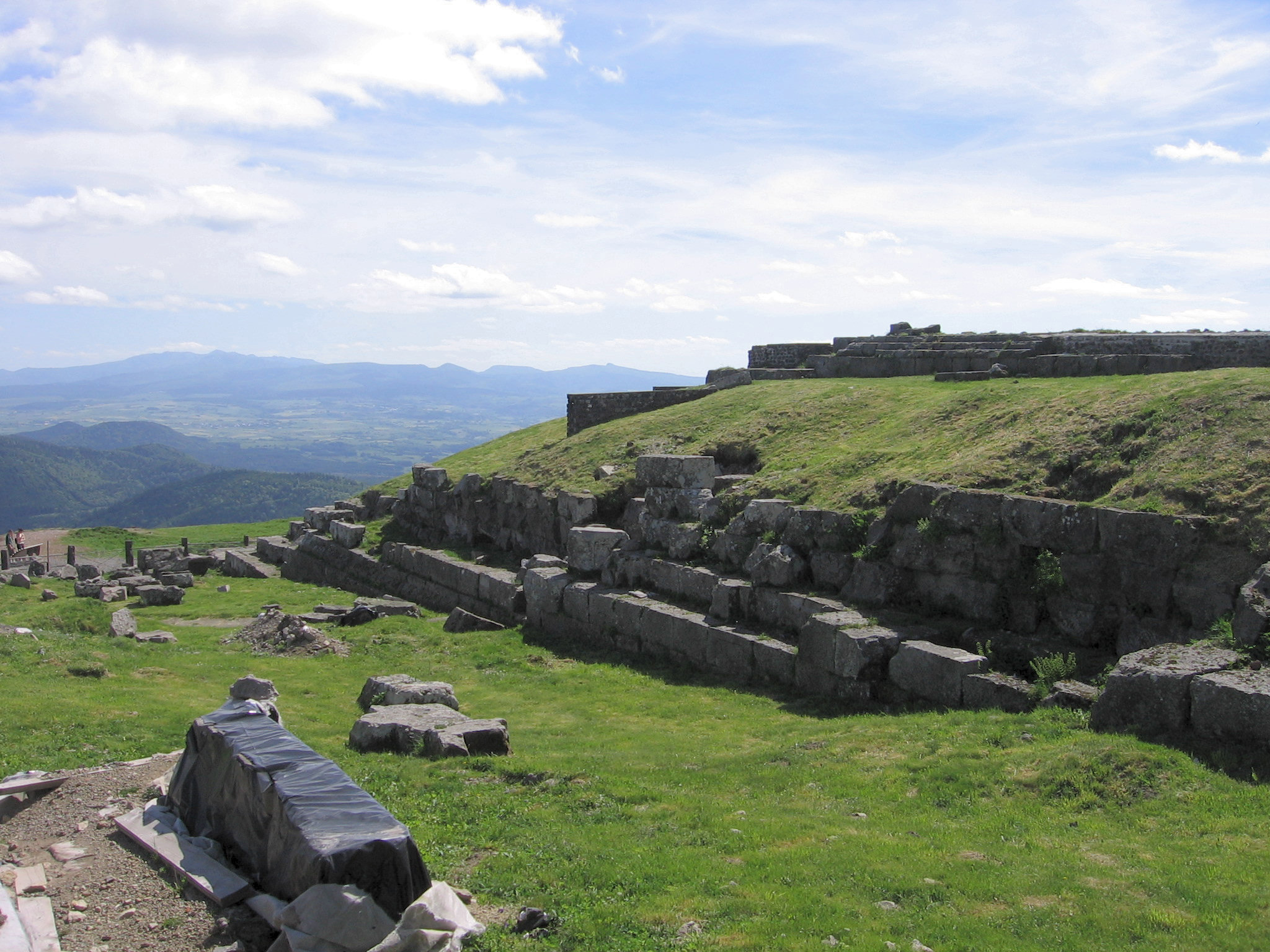Temple de Mercure au sommet du puy de Dôme