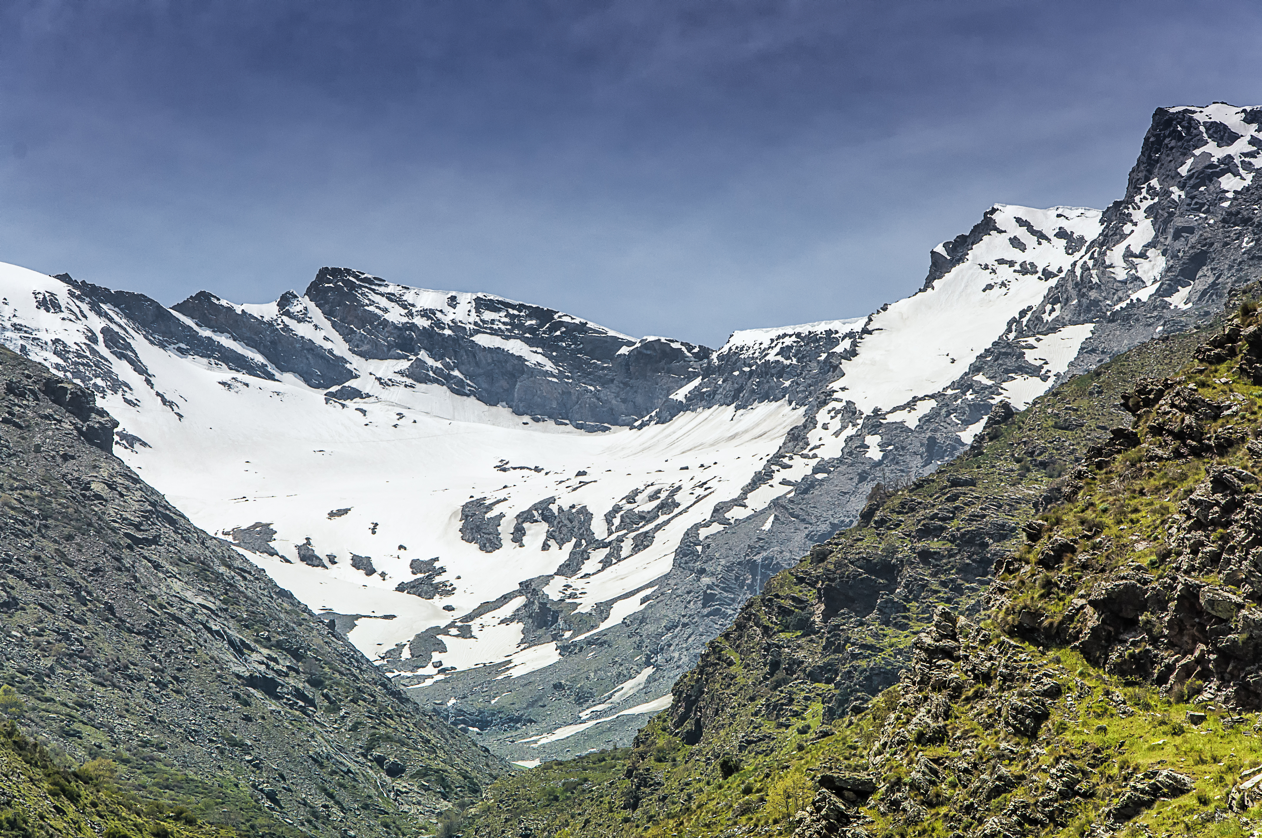 Vue de la Sierra Nevada depuis la Vereda de la Estrella