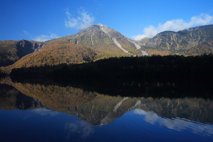 Yakedake et l'étang Taisho depuis Kamikochi