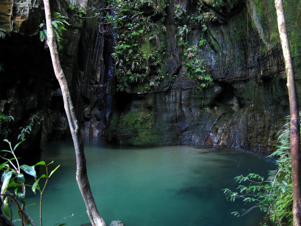 Cascade des Nymphes dans la vallée de Namaza, Isalo