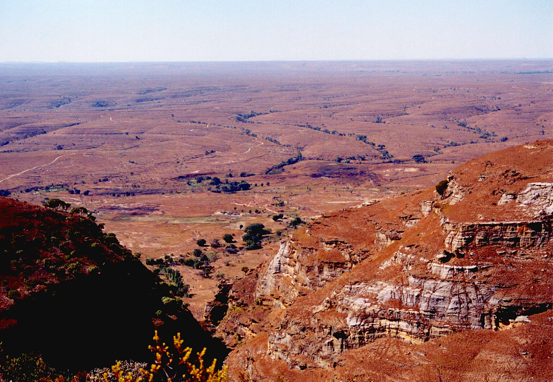Point de vue sur le paysage du plateau de l'Isalo