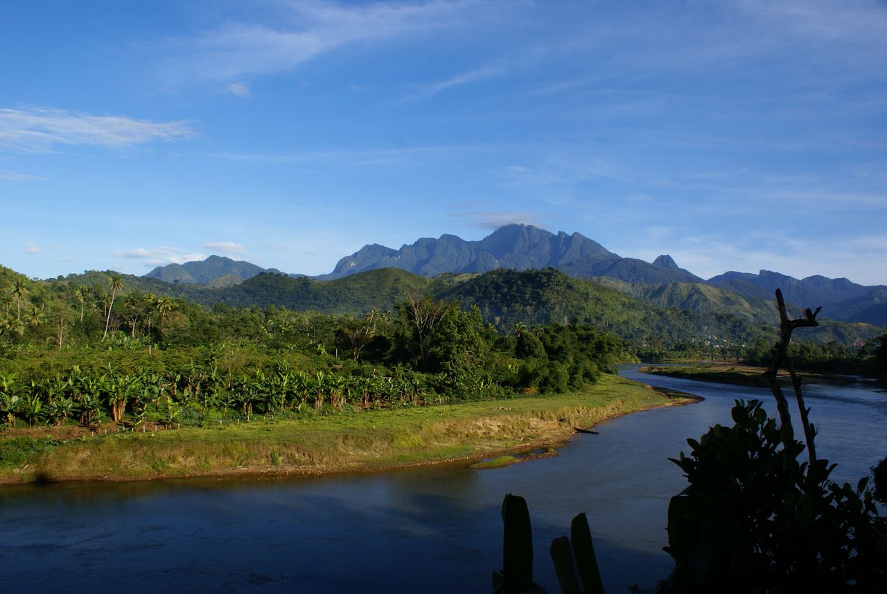 Vue d'ensemble de la chaîne du Massif Marojejy