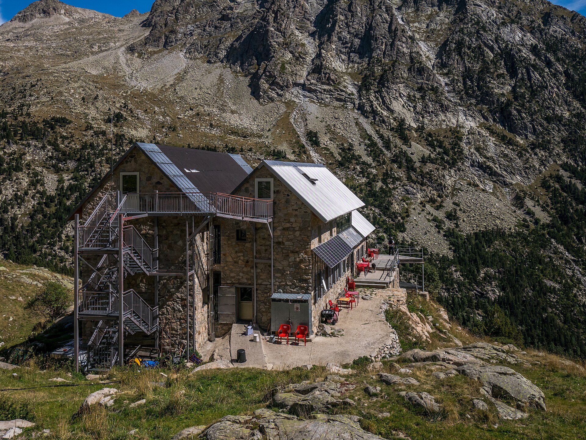 Refugio Ángel Orús, Barranco de Eriste