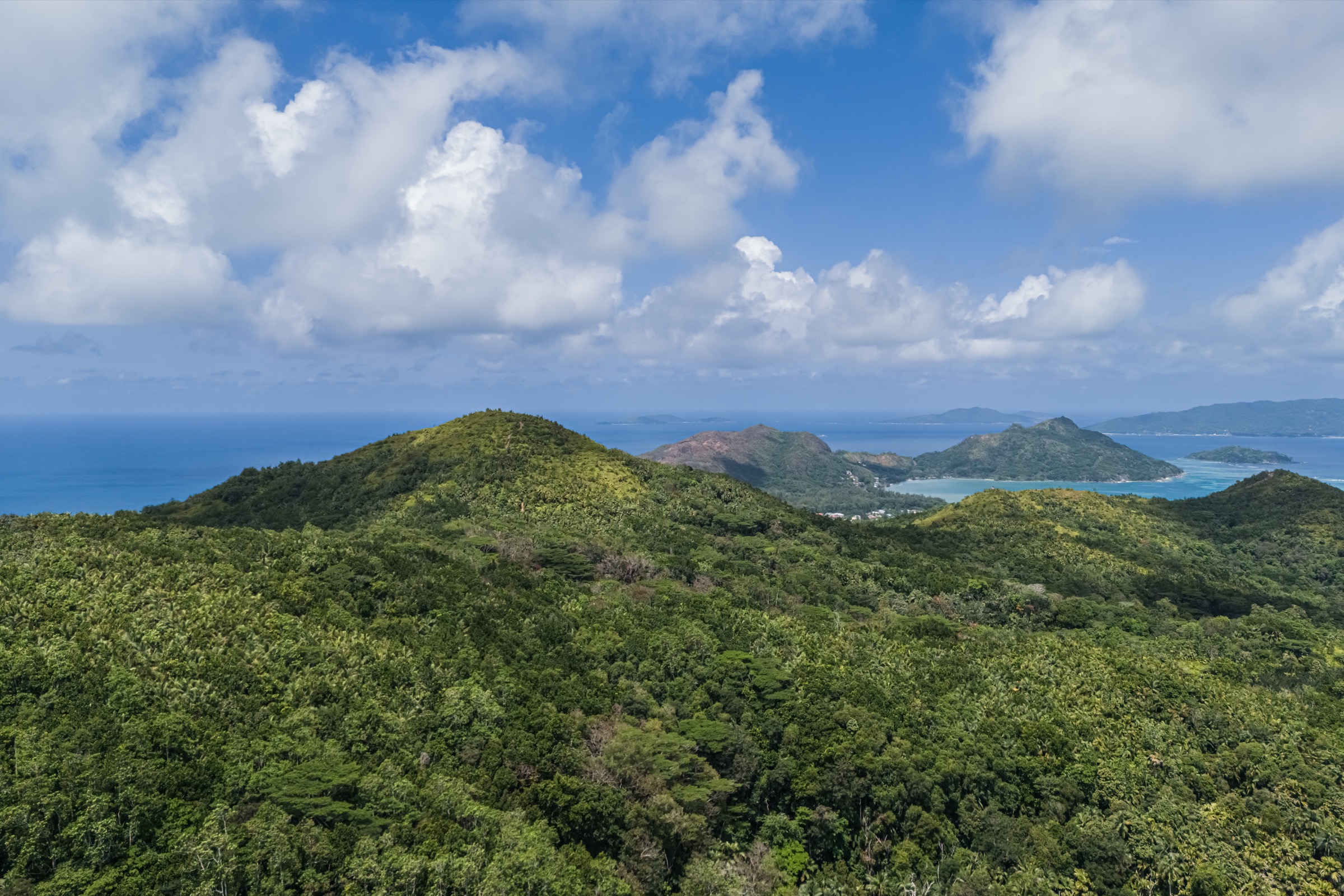 Seychelles — Collines de Praslin