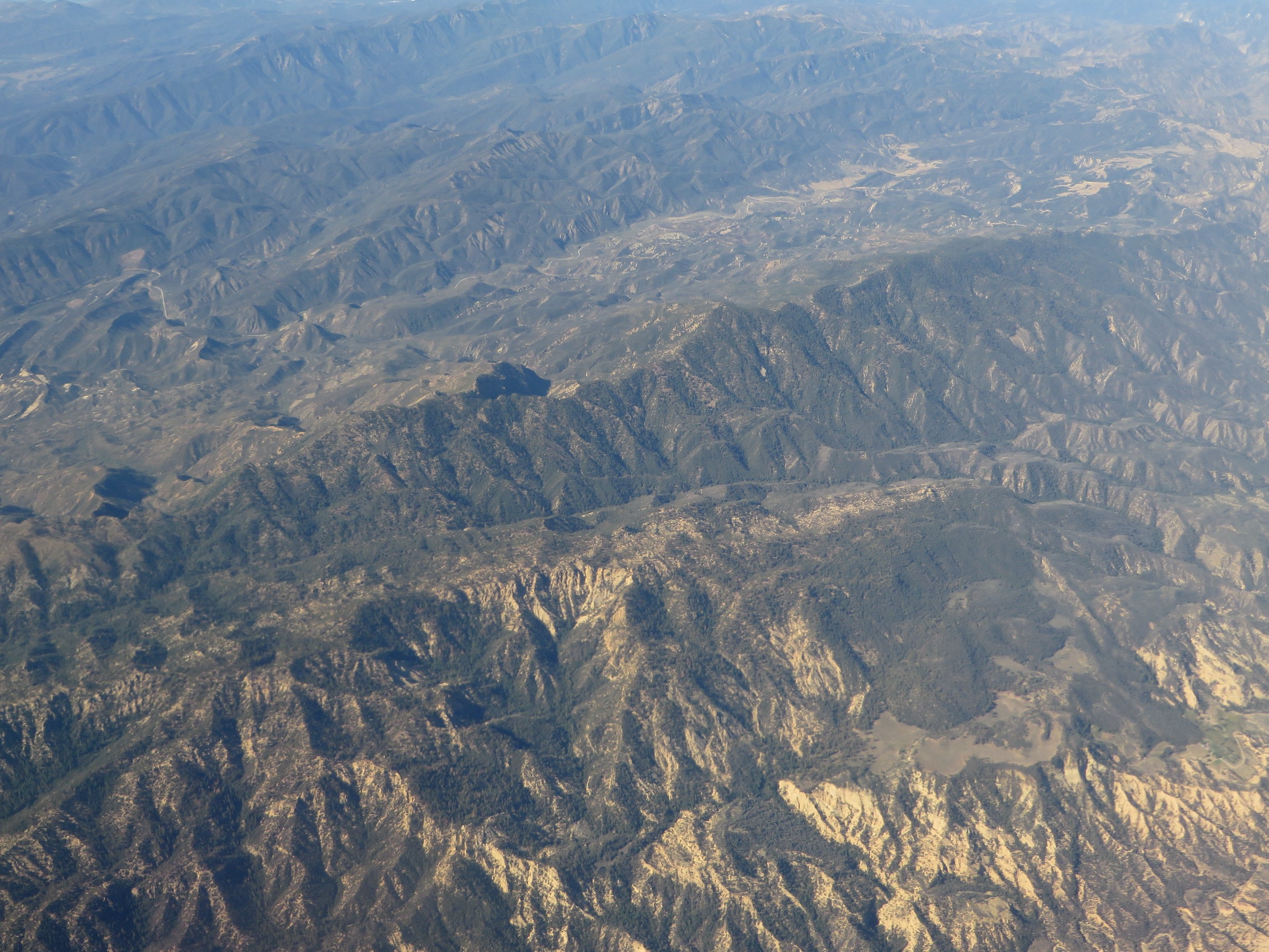 Pine Mountain Ridge dans la Los Padres National Forest, Californie