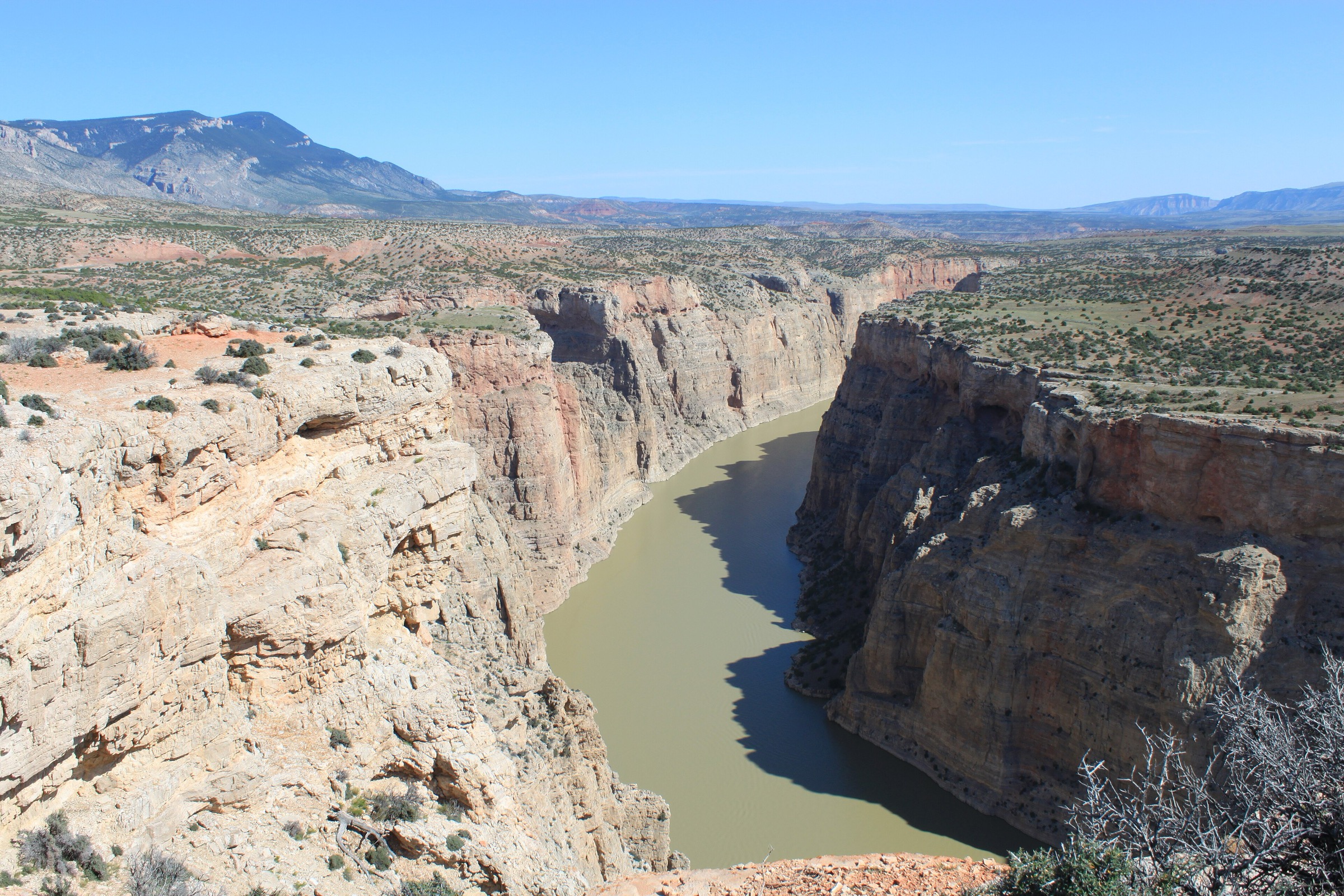 USA — Northern Bighorns: essential day-hikes