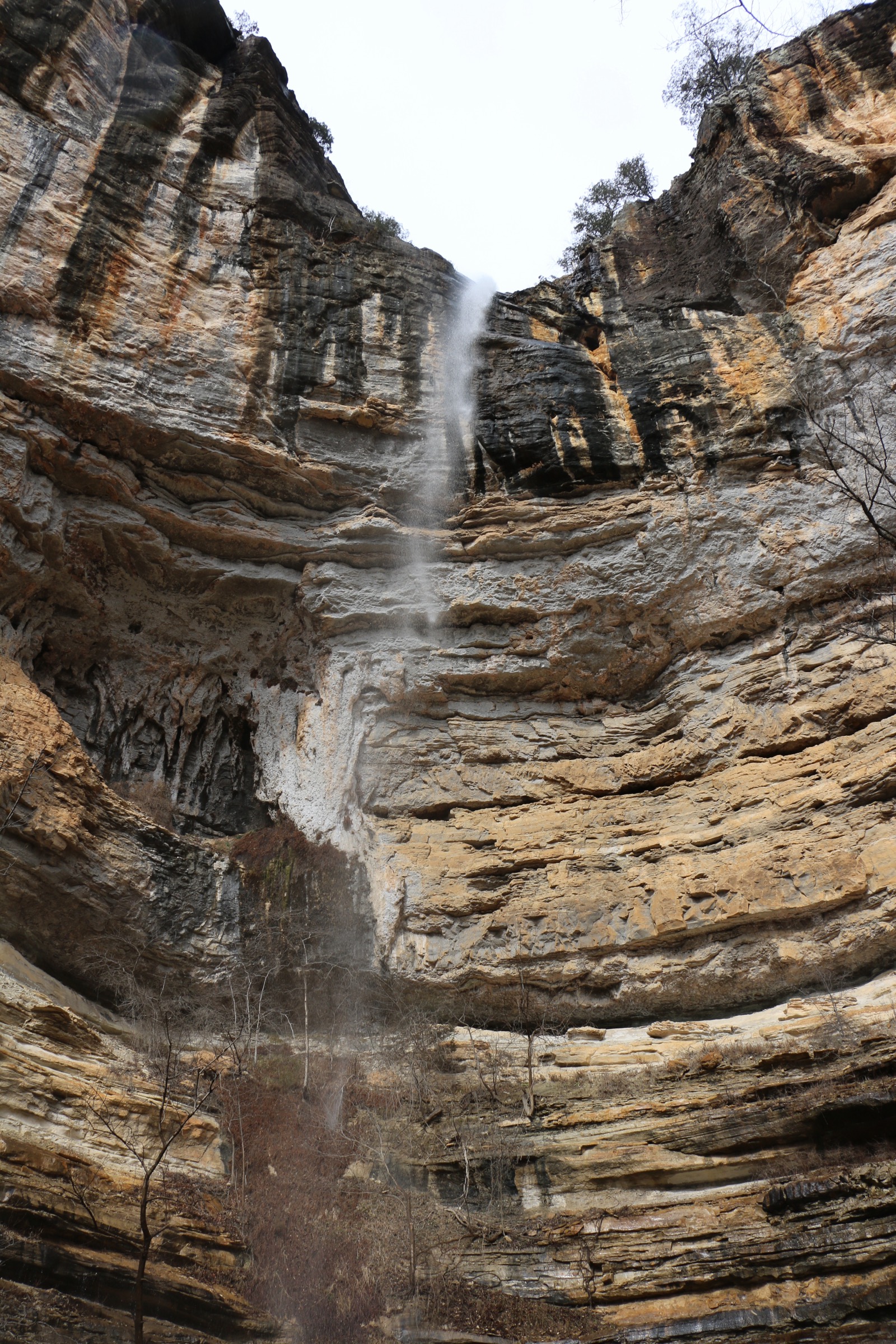 Hemmed-in Hollow Falls plunging into its amphitheatre in the Ponca Wilderness, Buffalo National River, Arkansas