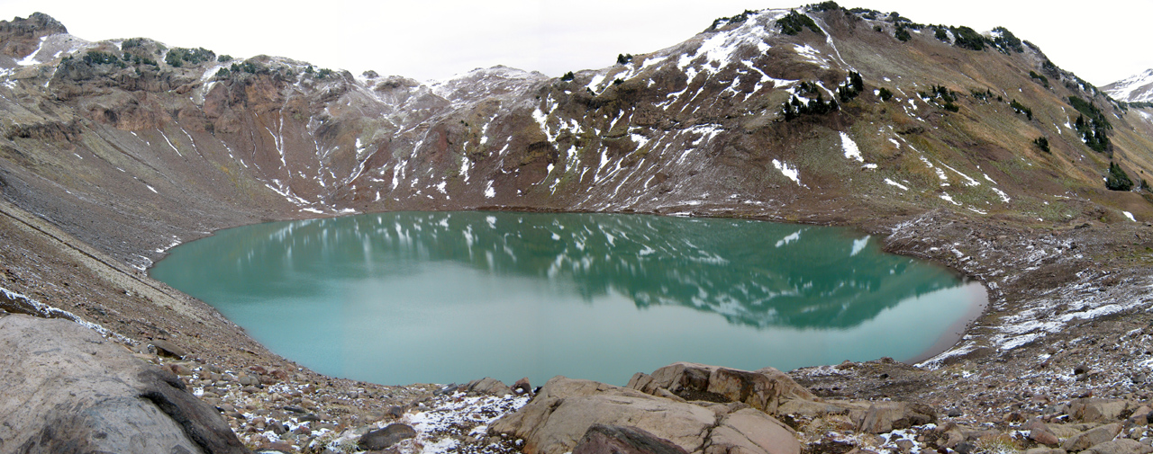 Goat Lake in its cirque below the Goat Rocks crest
