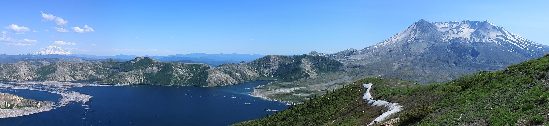 USA — Mount St Helens and Mount Adams: essential day-hikes