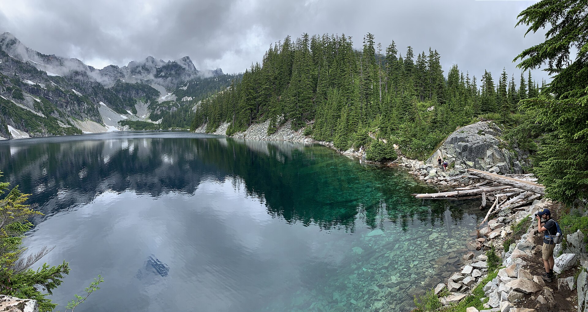 USA — Snoqualmie Pass: essential day-hikes