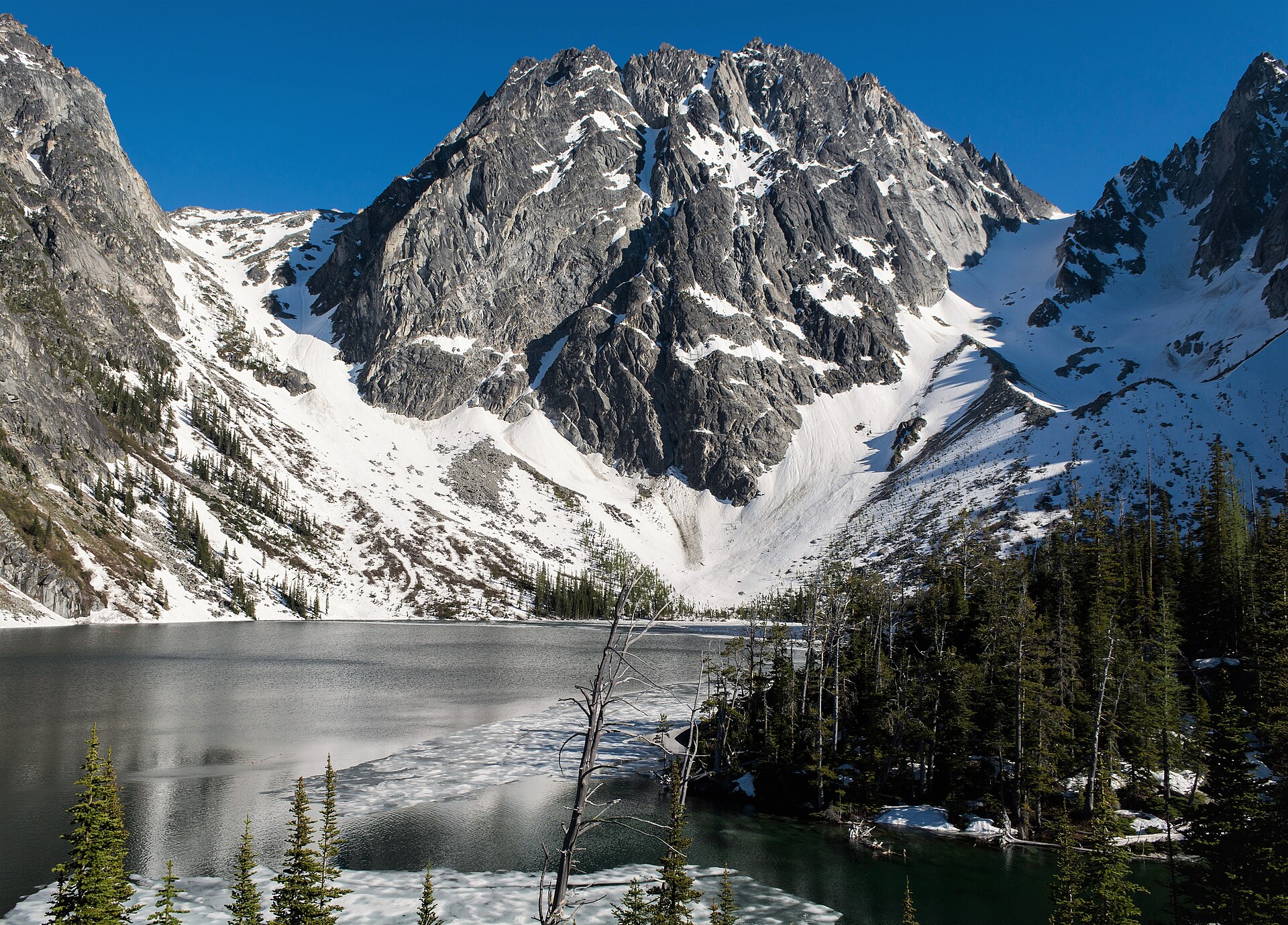 USA — Stevens Pass and the Alpine Lakes Wilderness: essential day-hikes