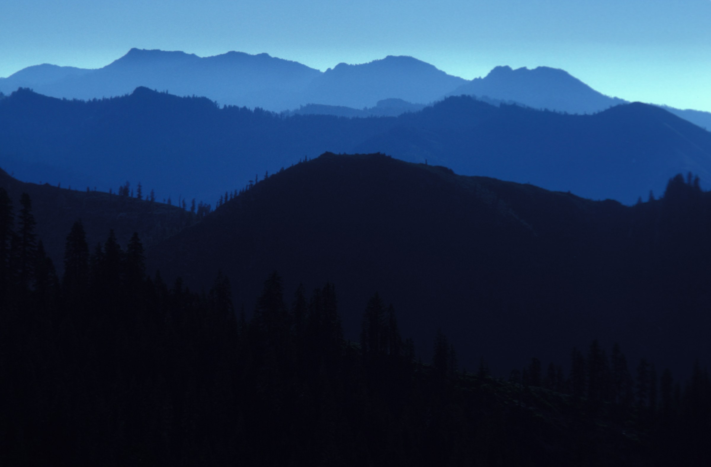 USA — Marble Mountains: essential day-hikes