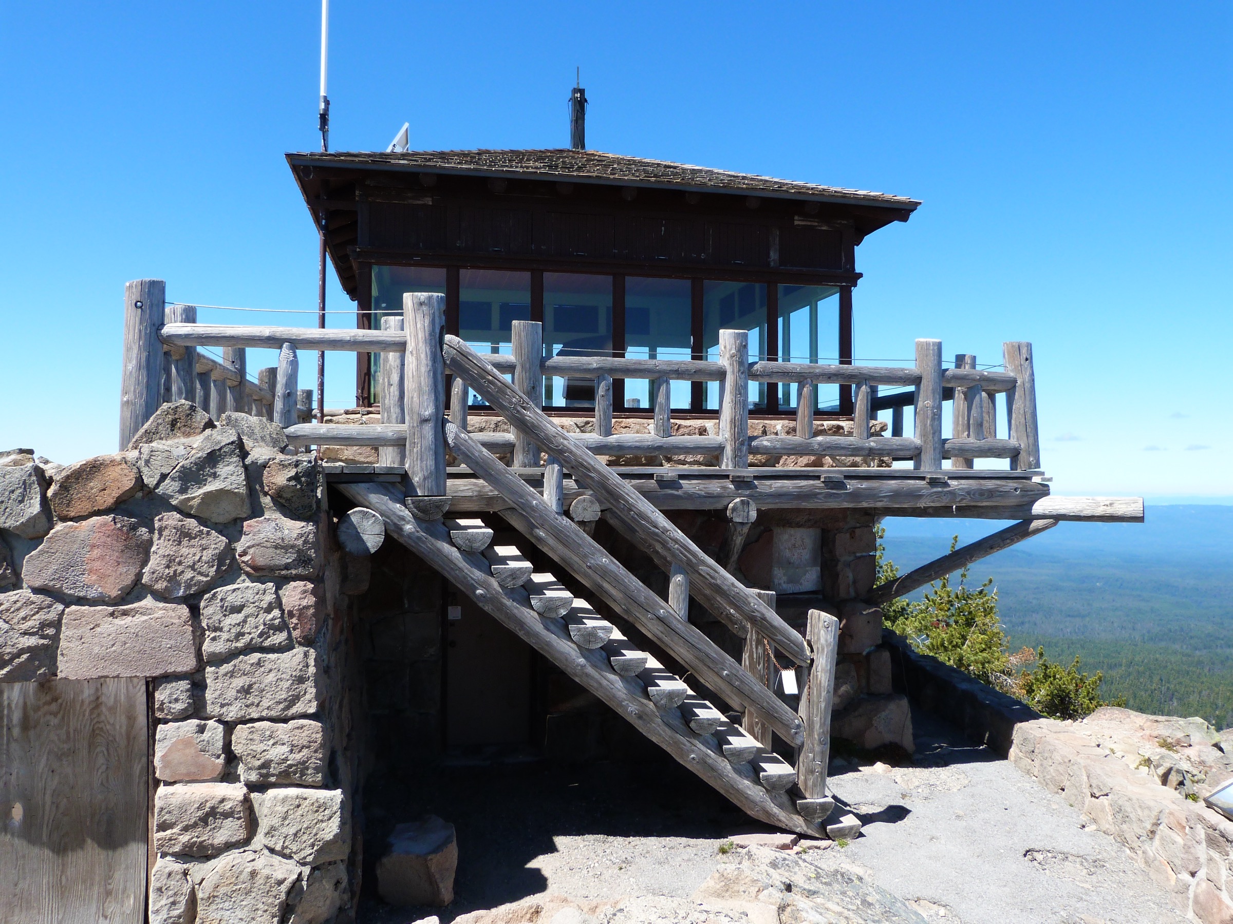 Watchman Lookout Station 168 au sommet du Watchman au-dessus de Crater Lake