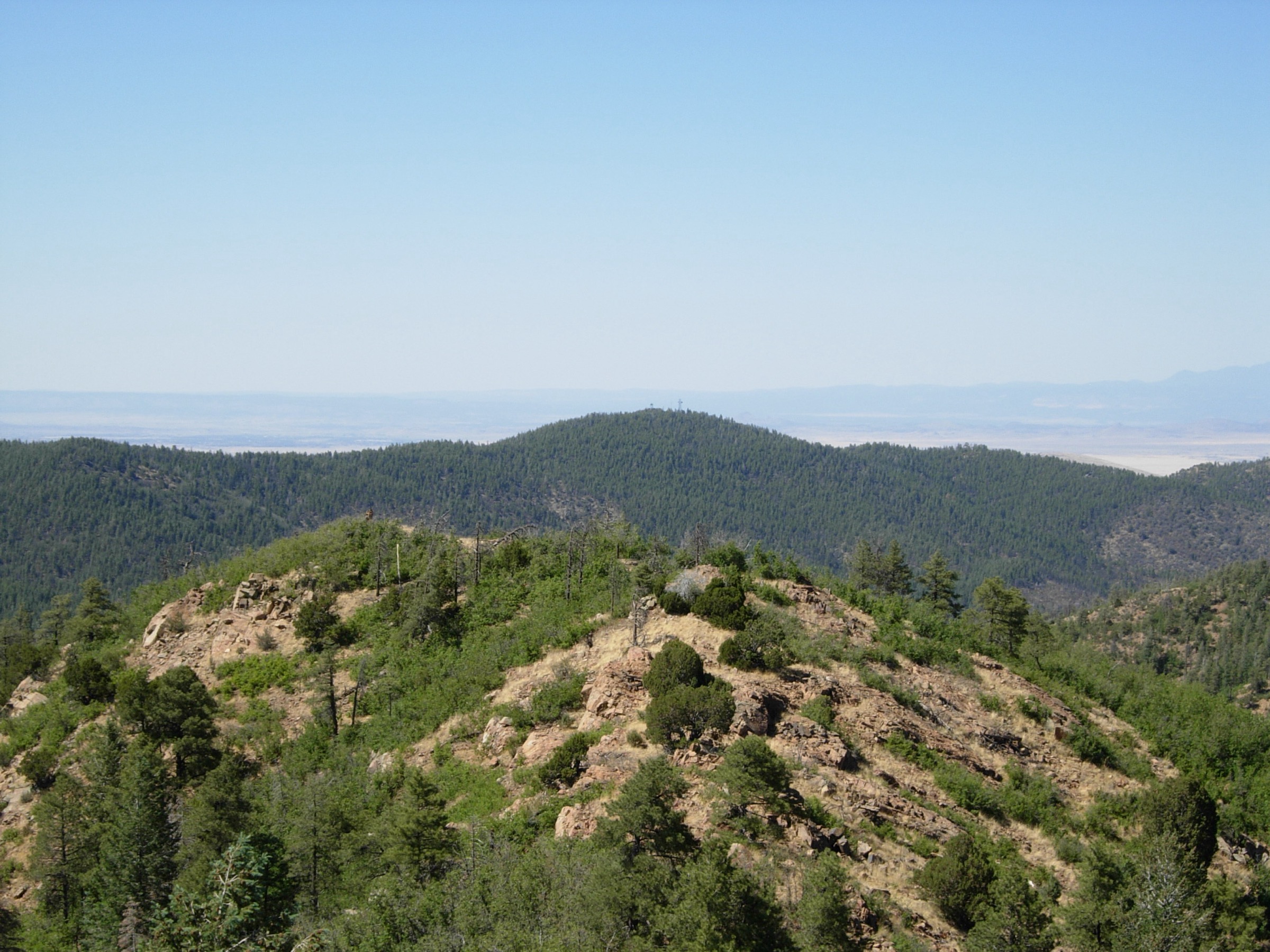 Spruce Mountain vue depuis Mount Union dans les Bradshaw Mountains, Arizona