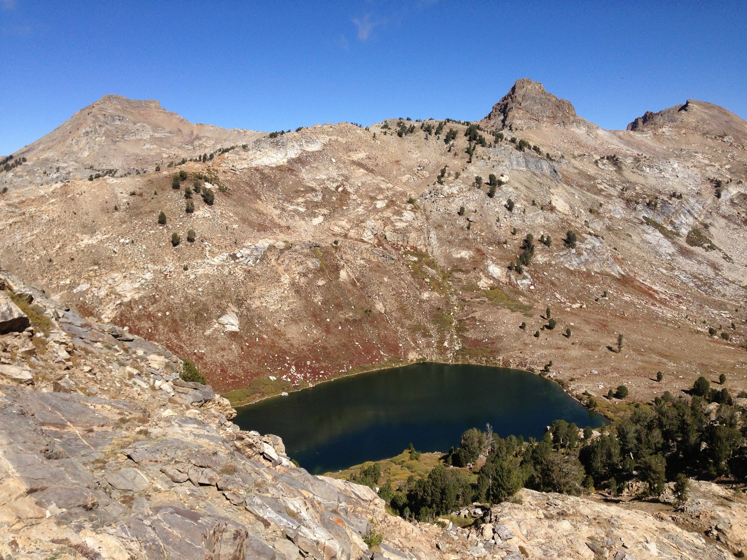 Lamoille Lake vu depuis le Ruby Crest National Recreation Trail dans Lamoille Canyon, Nevada