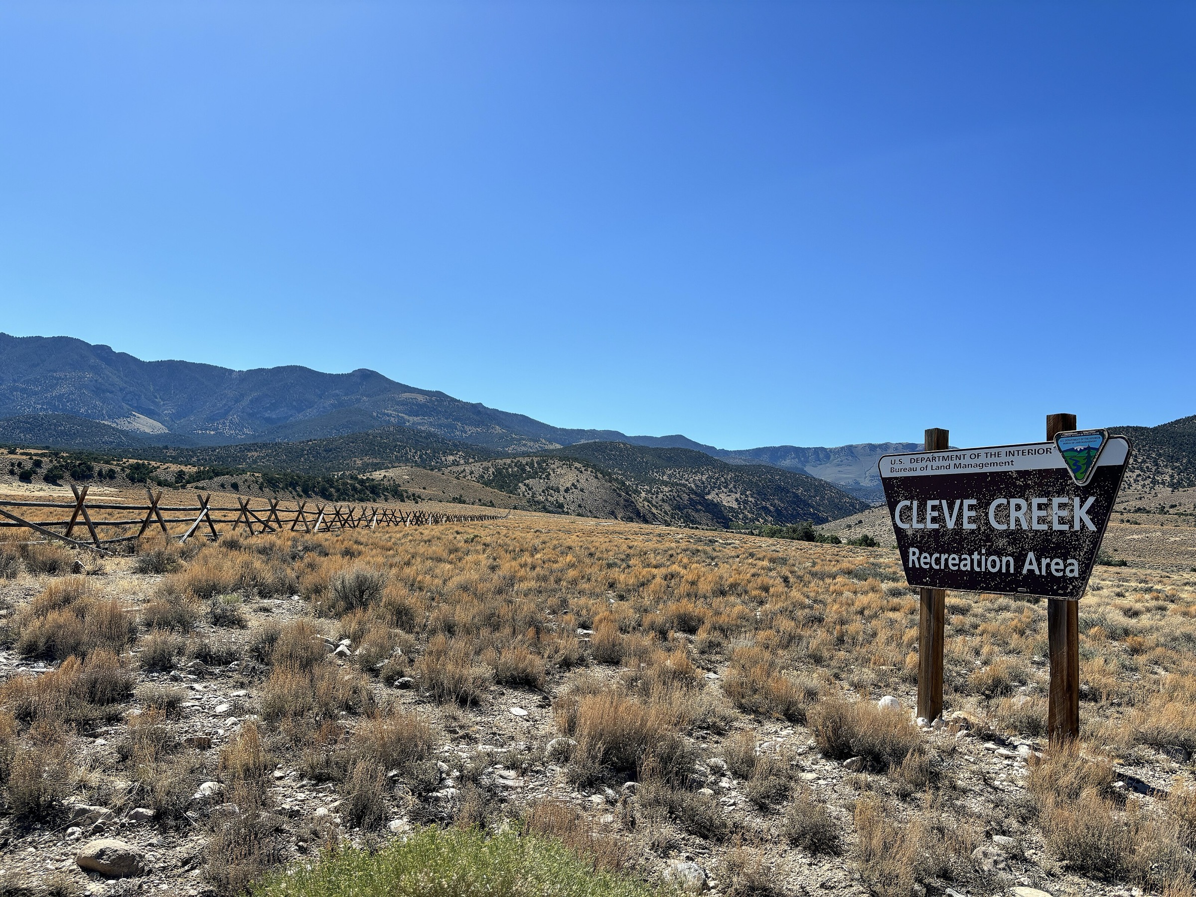 La Cleve Creek Recreation Area sur le versant est de la Schell Creek Range, Nevada
